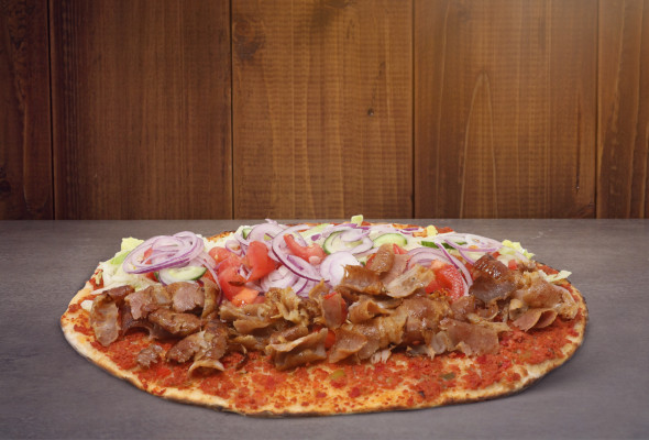 Lahmacun mit Fleisch